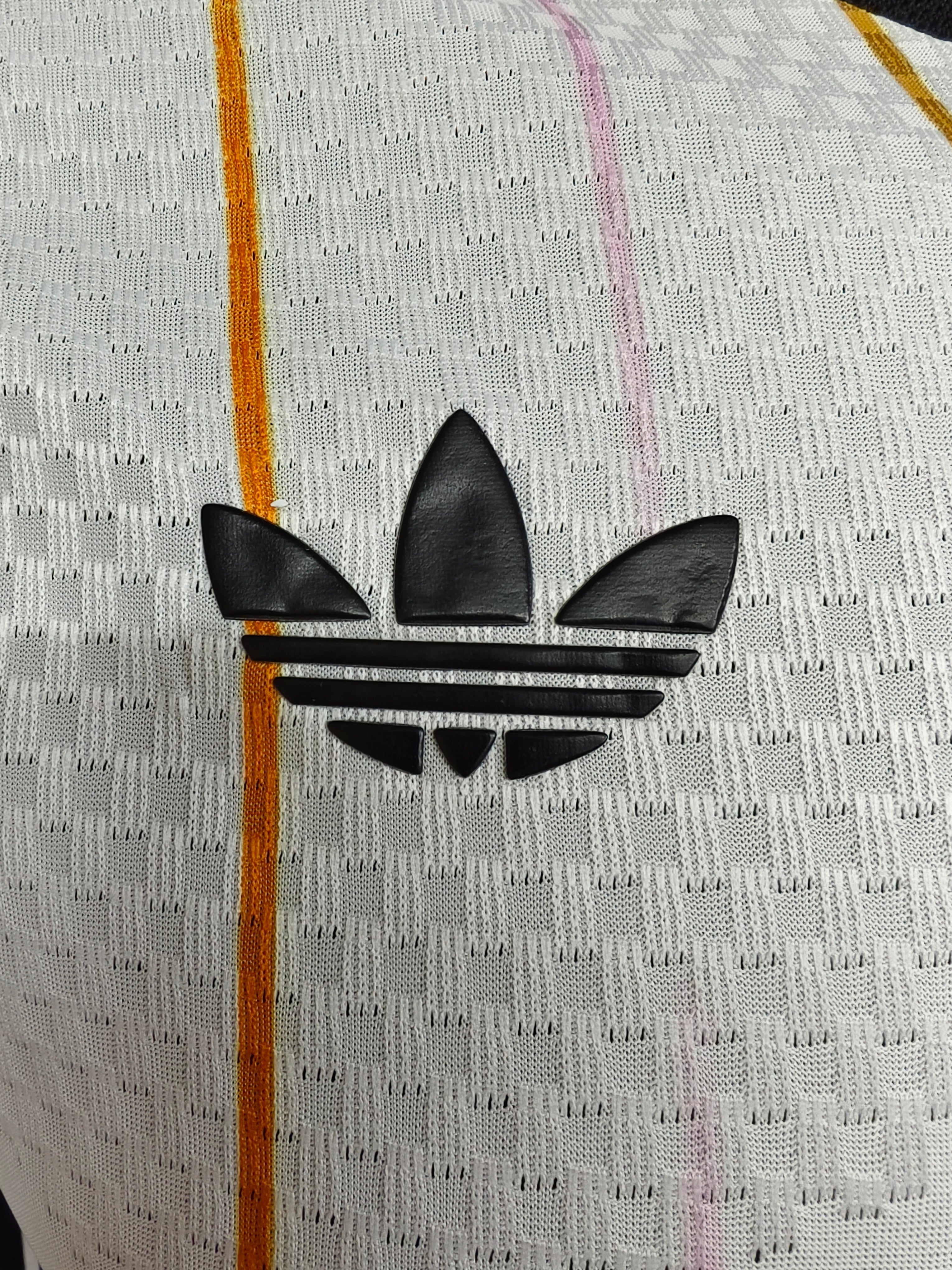 Maillot Japon Édition Spéciale Arc-en-Ciel