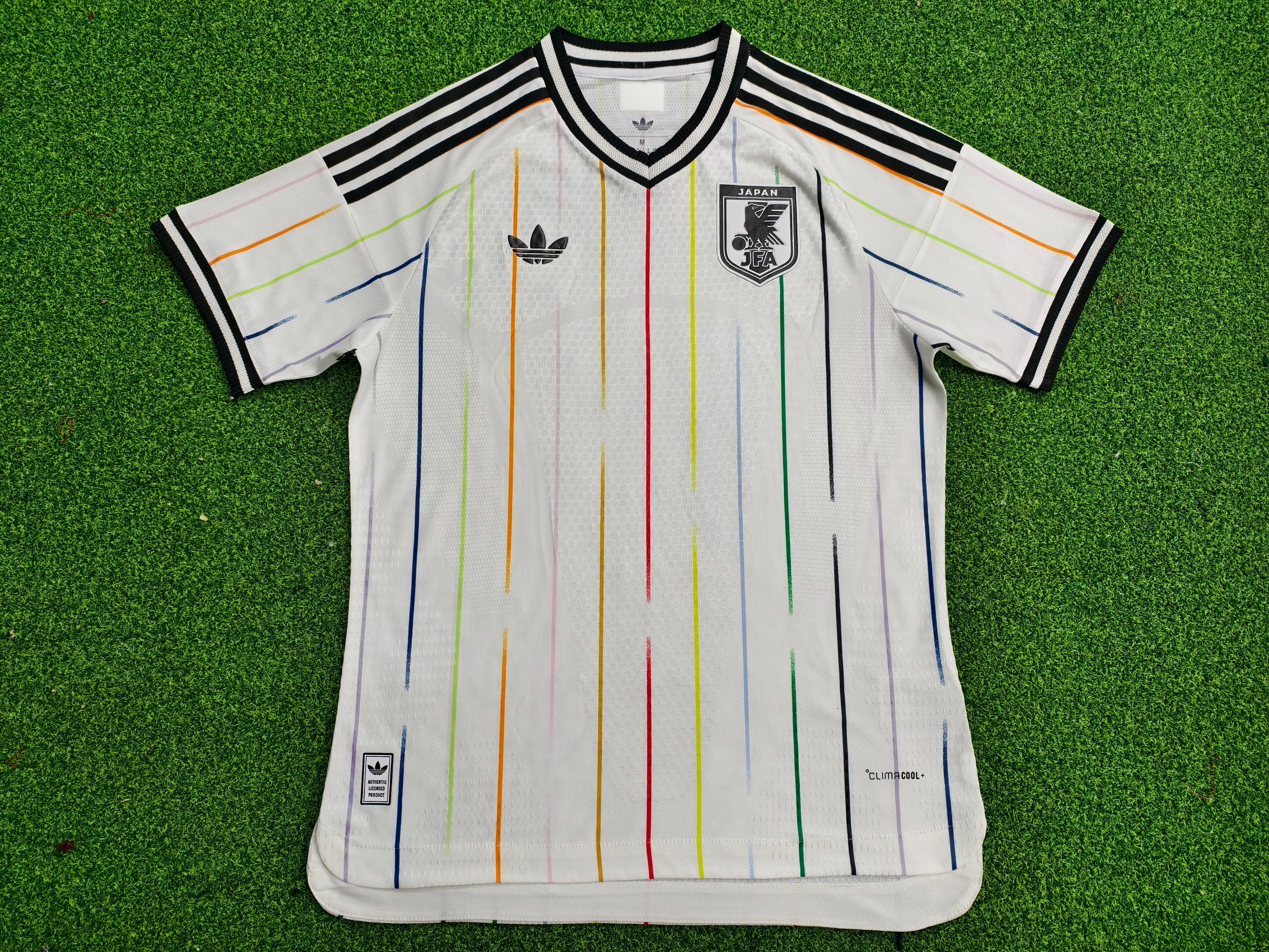 Maillot Japon Édition Spéciale Arc-en-Ciel