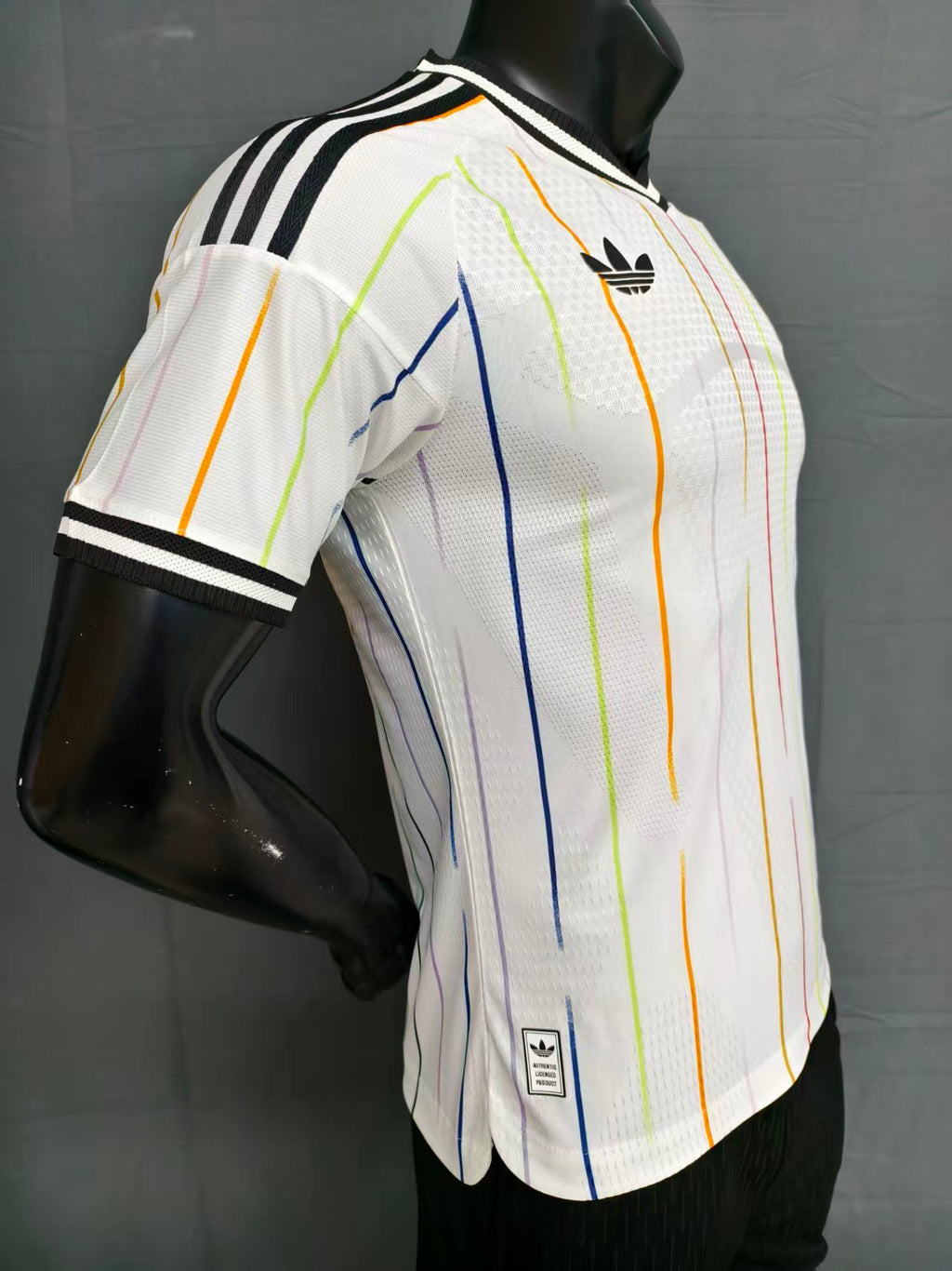 Maillot Japon Édition Spéciale Arc-en-Ciel